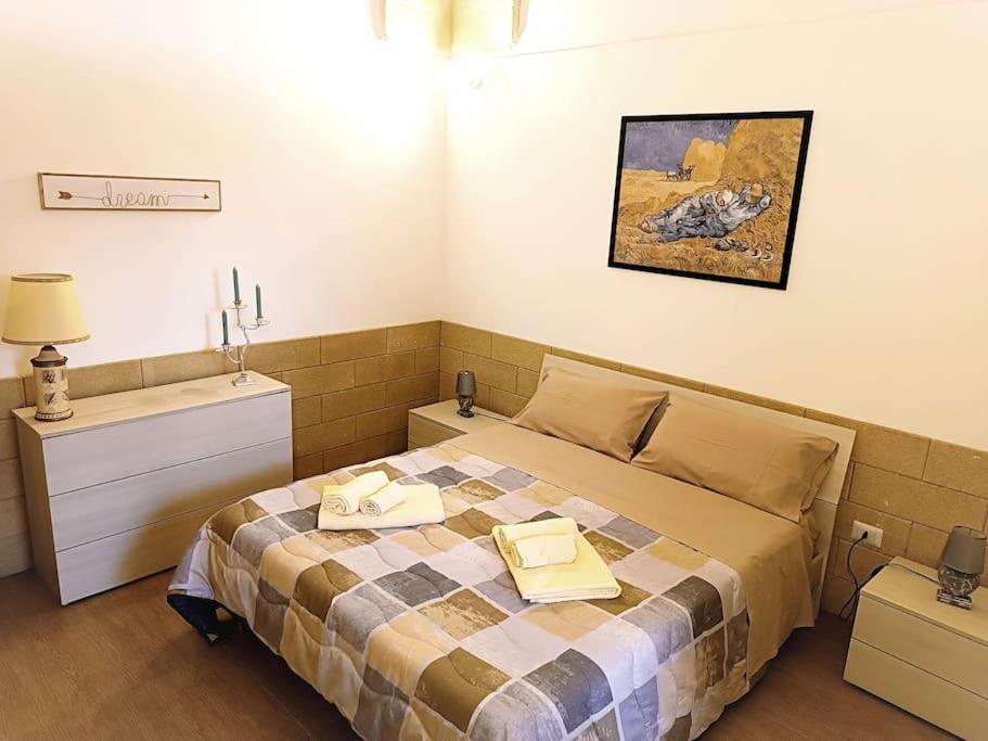 הוילה סן צ'זריו די לצ'ה Casa Regina Elena - Locazione Turistica מראה חיצוני תמונה